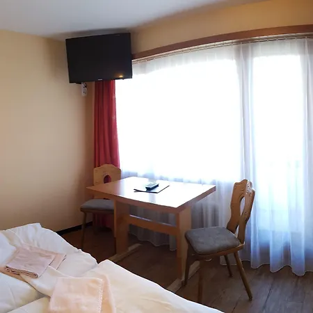 Europa - Kein Personenaufzug - No Elevator Hotel 2*