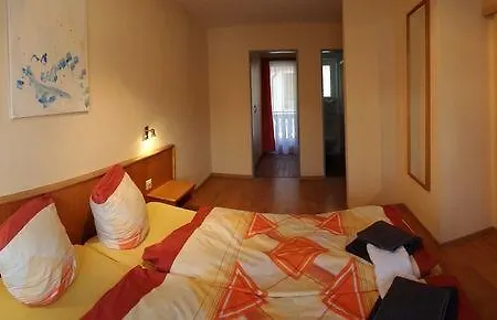 Hotel Europa - Kein Personenaufzug - No Elevator