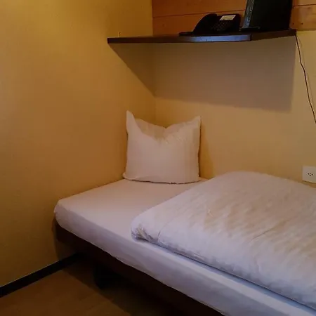 Europa Hotell 2*